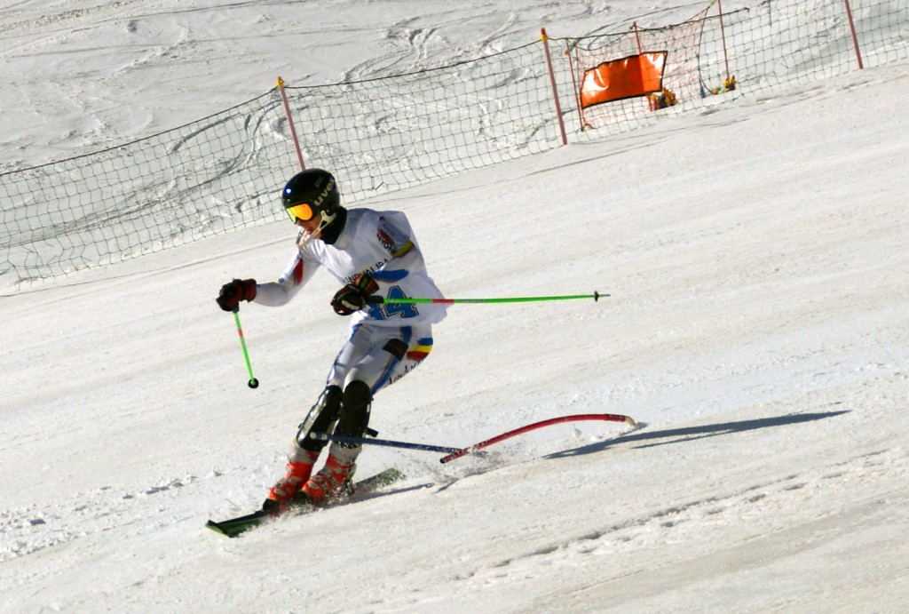 Esquiadores FEDPC asaltan Andorra y Francia